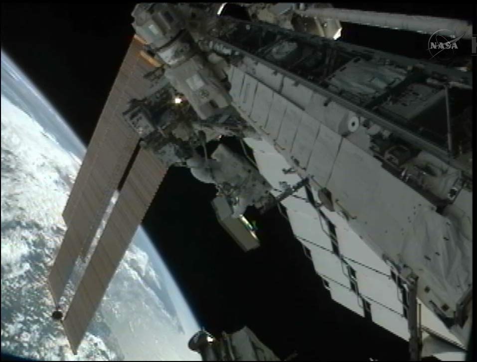 Stuck Bolt Forces Extra Spacewalk for Space Station Crew